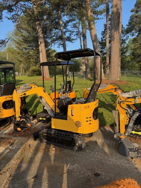 Mini-Excavator HDH-KV16 with hydraulic thumb